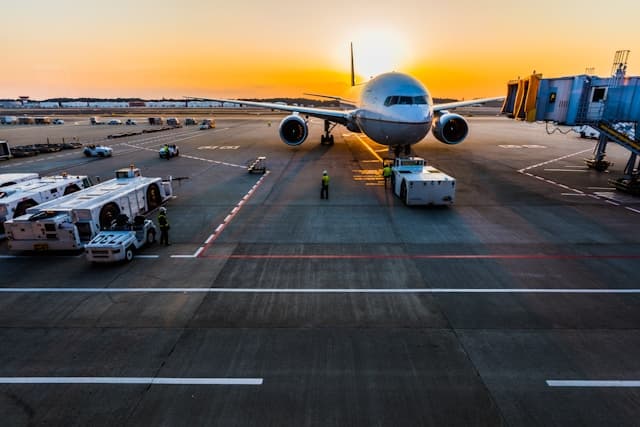 Air freight consolidation